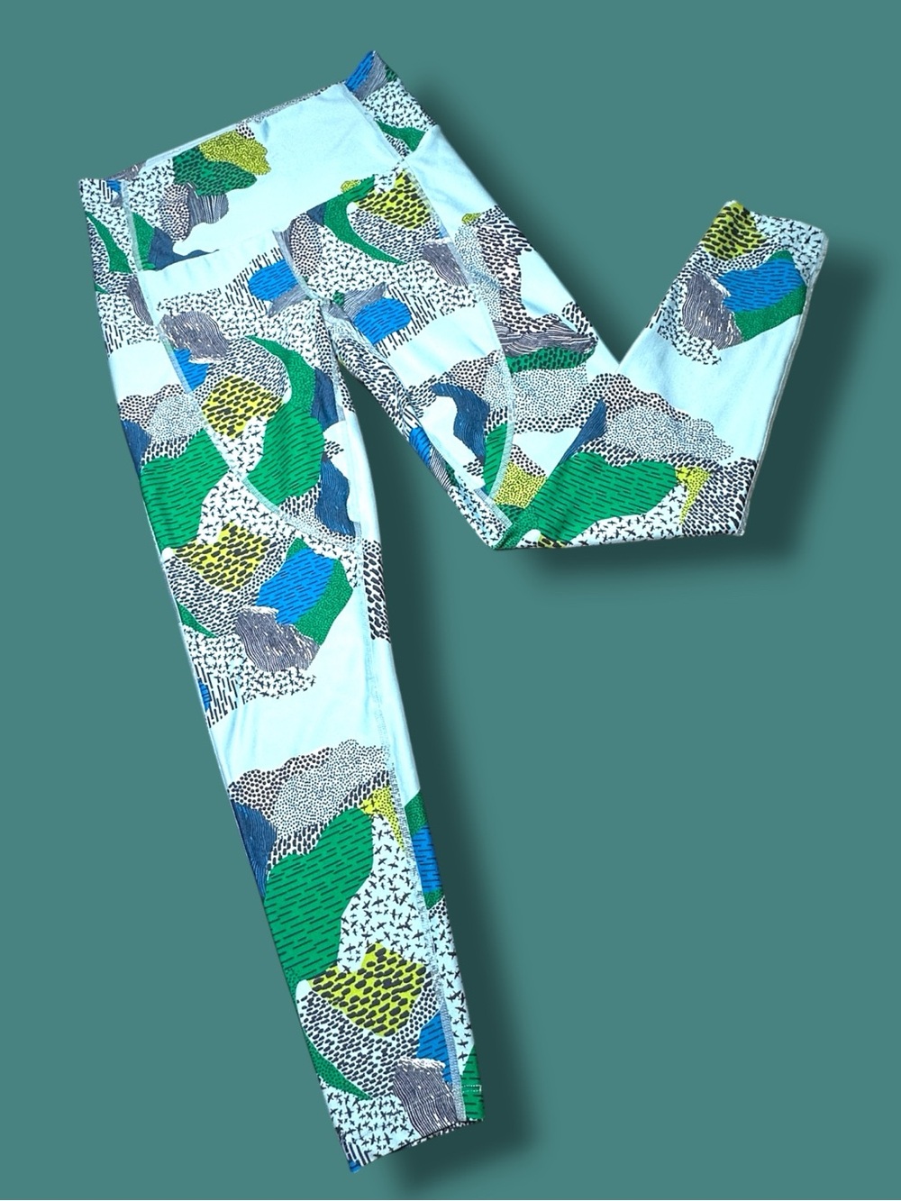 EUC Maaji Abstract Bird-Line Print Leggings. Size Small - Picture 10 of 11